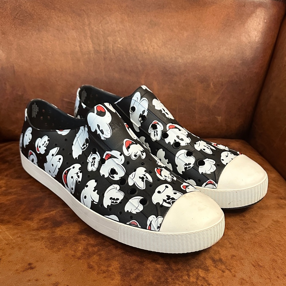 Native X Disney Mickey Mouse Graphic Slip-On Shoes